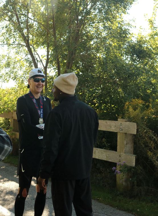 Two runners on the trail